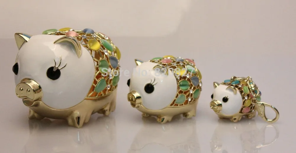 3 pc Pig Family Home Decor Mother Mom Babies Trinket  family, One  Key Chain Decor, 2 holding box