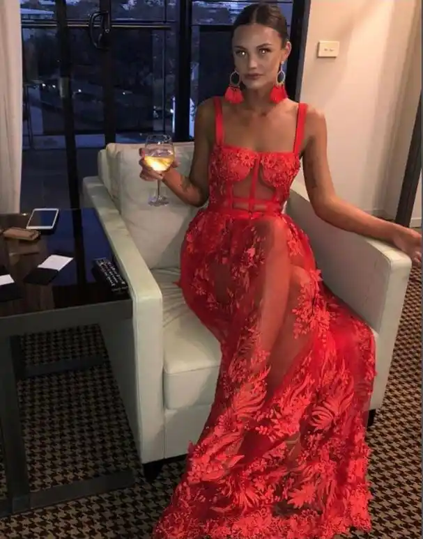 red lace sleeveless dress