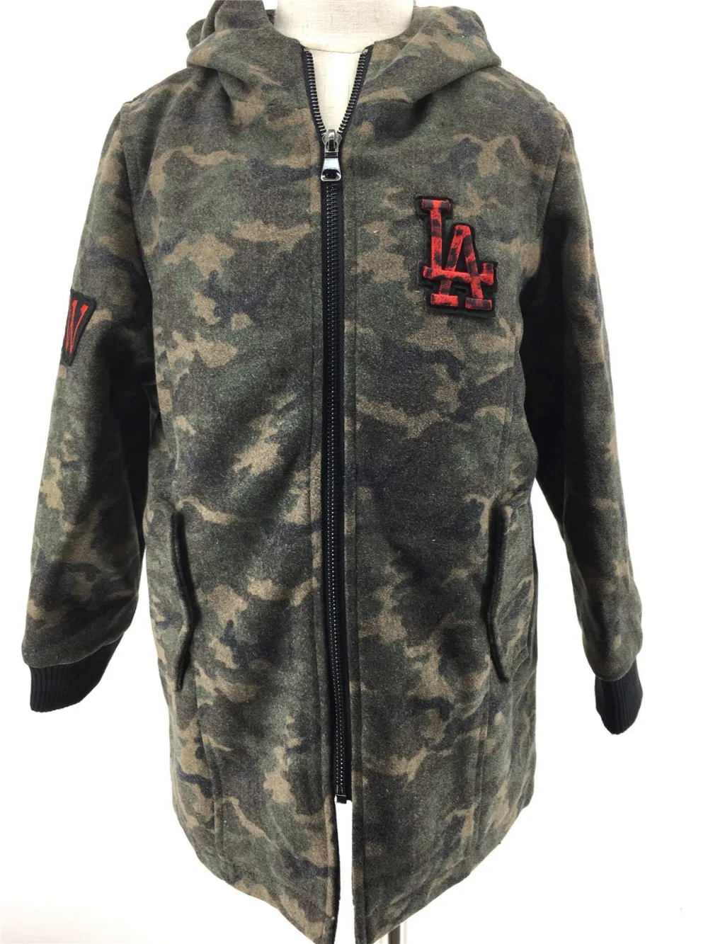 

Brand Boys parka Winter Wool Coat Kids Long Sections Children warm Clothes Receive Warm Parka Outerwear Snowsuit