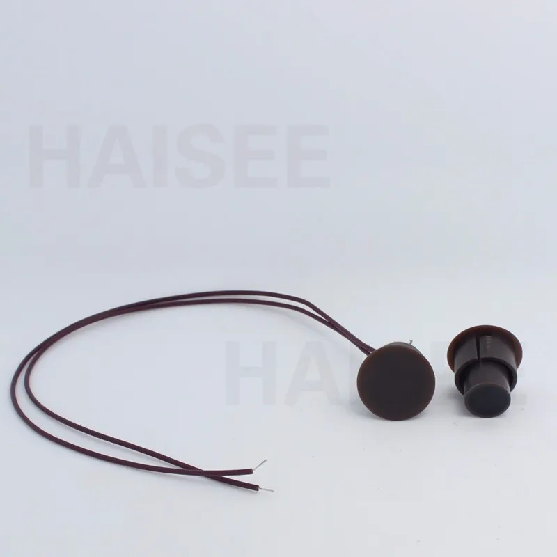 bilder für Viel 10 stücke D * H 23*22mm Braun Farbe Wired Magnetische Sensor Tür/fenster Detector Switch bilder für Viel 10 stücke D * H 23*22mm Braun Farbe Wired Magnetische Sensor Tür/fenster Detector Switch