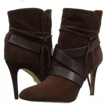 Новые дизайнерские темно-коричневые ботинки на высоком каблуке; женские ботинки на шнуровке; сезон осень-зима; ботильоны с широким ремешком и боковой молнией;