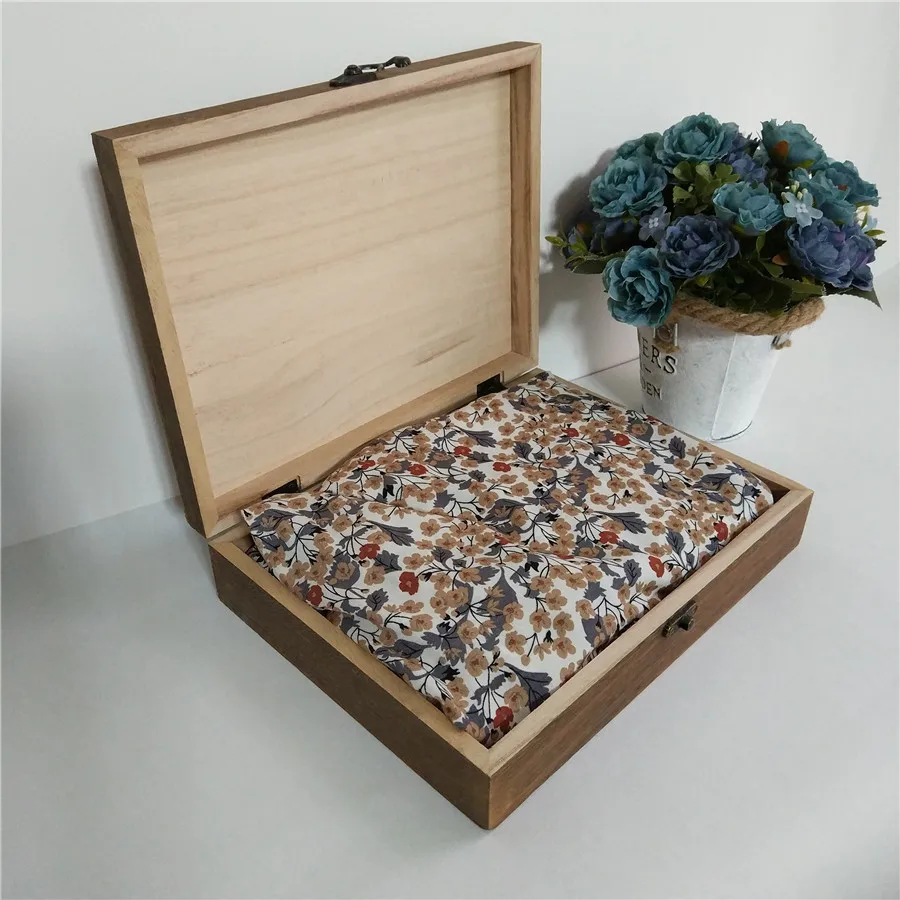 

Rectangular Clothing Wooden Storage Box For Shirt Dress Baby Ware Birthday Gift Box Wood Welcome Engraving Logo 24.3*18.3*5cm