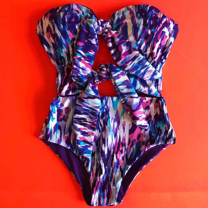 HTB1TdhQbyLrK1Rjy1zdq6ynnpXaG