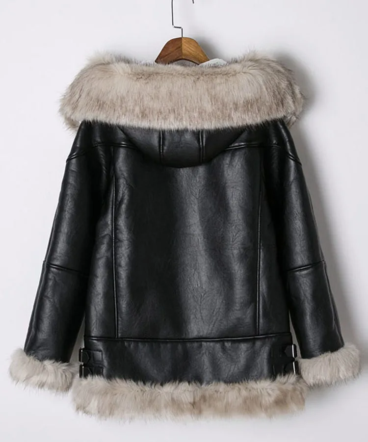 Женская зимняя куртка из искусственной кожи с меховым воротником, утепленные кожаные куртки, Байкерская теплая верхняя одежда, повседневная женская Куртка Jaqueta De Couro Feminina PY51