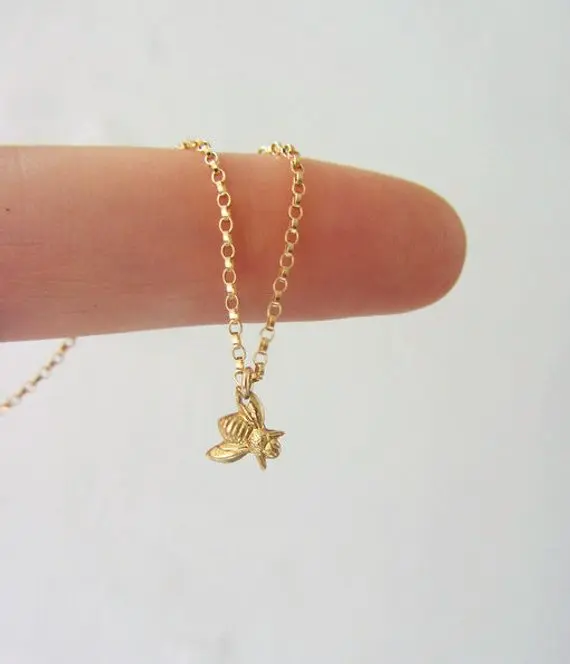 

10PCS Tiny Honeybee Necklace Bumble Queen Honey Bee Wasp Necklace Cute Insect Animal Bird Bumblebee Honeycomb Beehive Necklaces