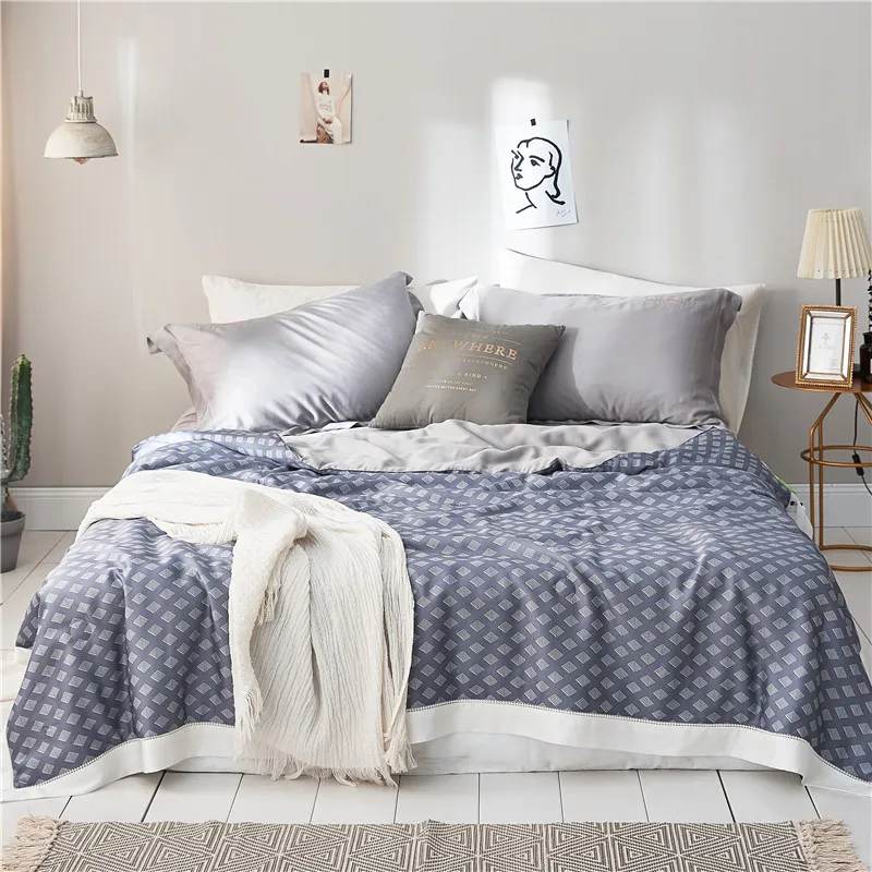

Gray Geometric printing Summer Quilt Blankets Soft Comforter Bedding Quilts tencel Quilted Gray Air Conditioner Summer Quilts
