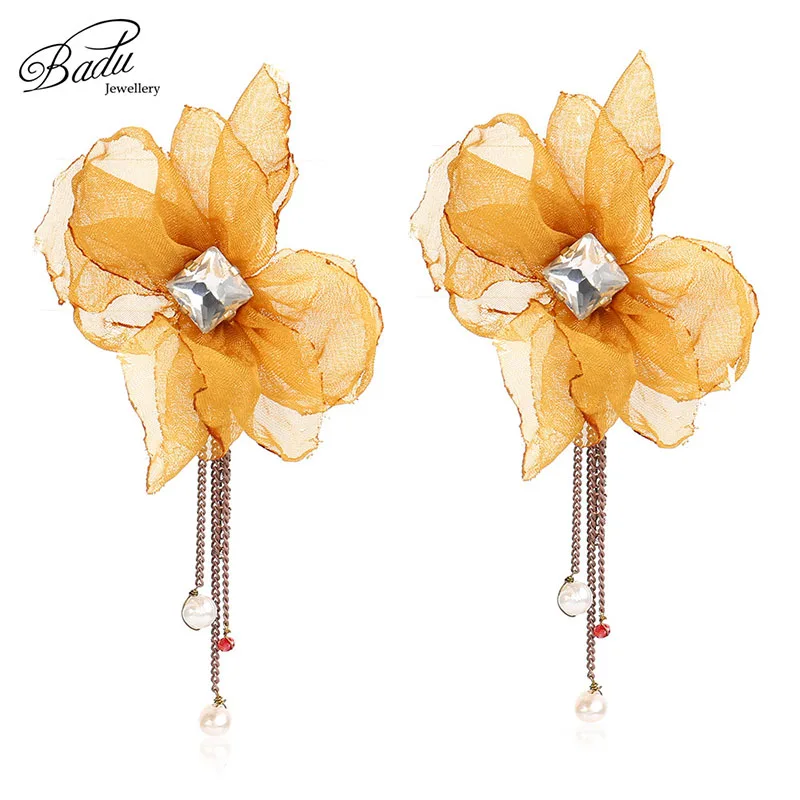 Badu Швабра жёлтой пряжи цветок серьги-гвоздики, элегантные Стиль циркония цветочные серьги с кисточками из цепочек для Для женщин Модные украшения для вечерние