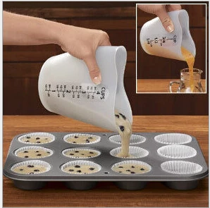 

500 ml Loving Heart Shape Thickening Soft Silicone Measuring Cup Heat Resistant Measuring Cup Baking Tools