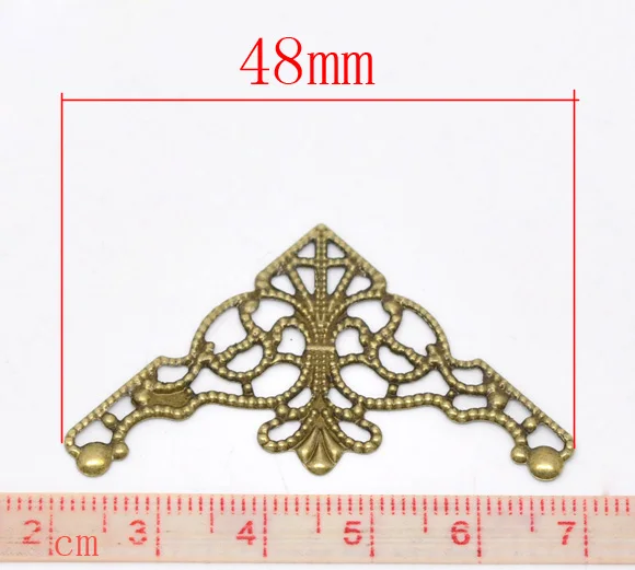

8SEASONS 50 Bronze Tone Filigree Triangle Wraps Connectors (B13807)