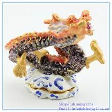 Chinesische Art Handgemachte Strass Dragon Form Schmuckschachtel Metall Schmuckschatulle SCJ743