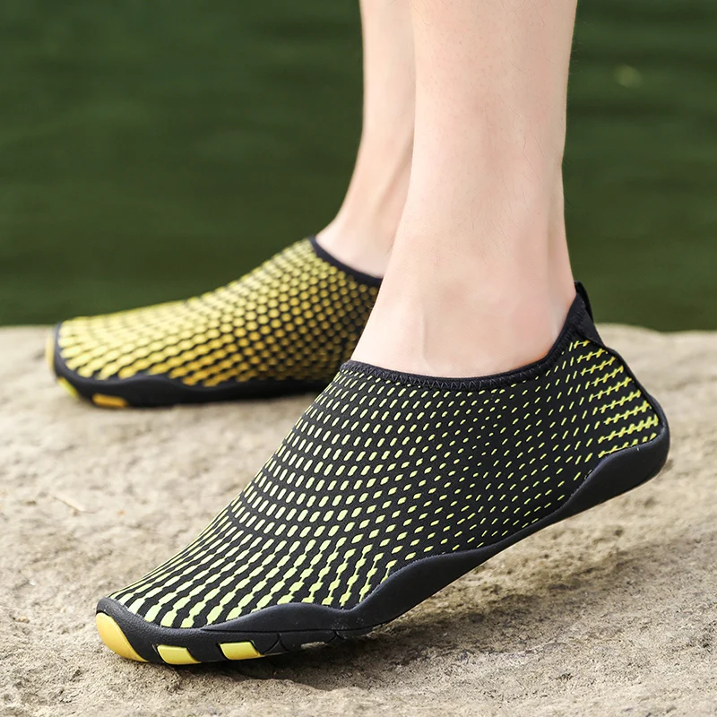 Swimming Water Shoes Men Women Upstream Aqua Shoes Breathable Diving Socks Sea Surfing Slippers Big Size 46 Lightweight Sneakers