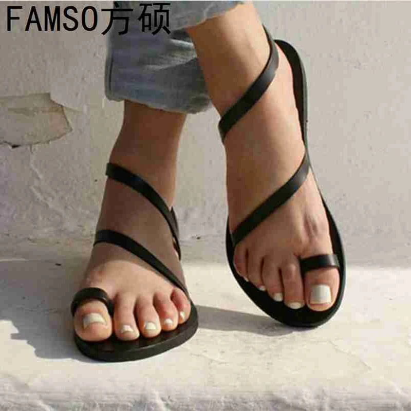 

FAMSO 2019 New Shoes Women Sandals Black Gold Size 34-43 Summer Cross-Strap Casual Flats Sandals Shoes Lady Flats Heels Slides