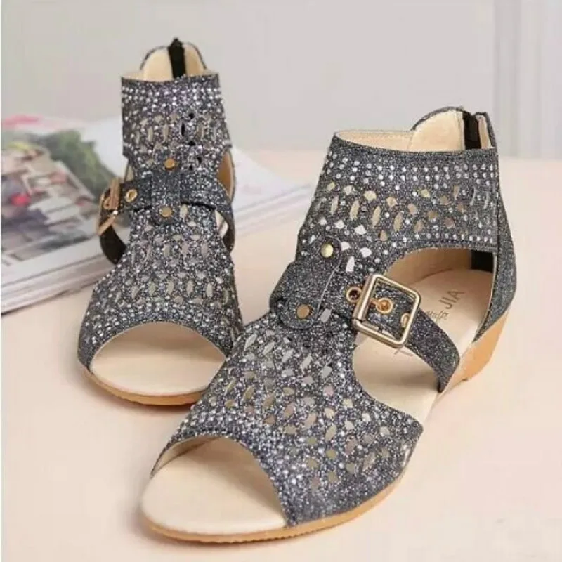 

Summer 2019 women's shoes high fish mouth hollow sandals womens back zipper slope with rhinestone gladiator sandals Yasilaiya