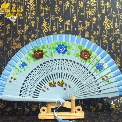 Новые продукты Cheongsam красный Craft Ladies'Folding Fan окрашенный деревянный полый двухсторонний вентилятор страстный испанский танец - Цвет: 19