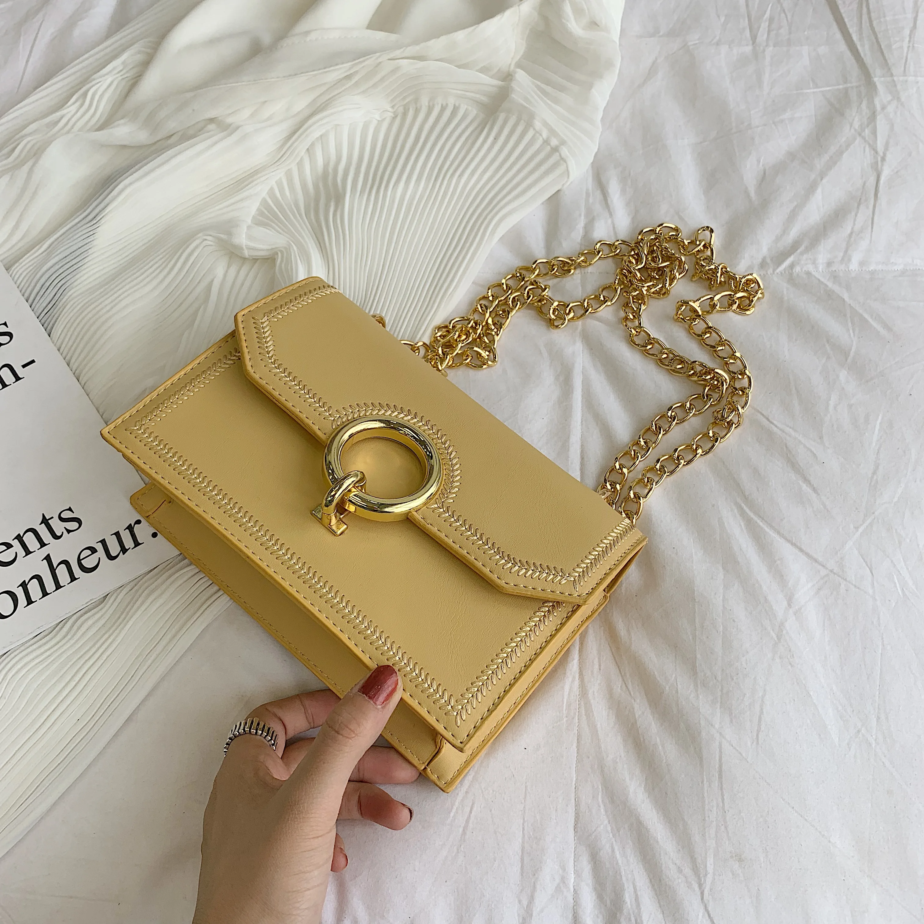 Matcha green PU Leather chain design Crossbody Bags Women Small Chain Handbag small bags Hand Bag Ladies Designer Evening Bags Matcha green PU Leather chain design Crossbody Bags Women Small Chain Handbag small bags Hand Bag Ladies Designer Evening Bags