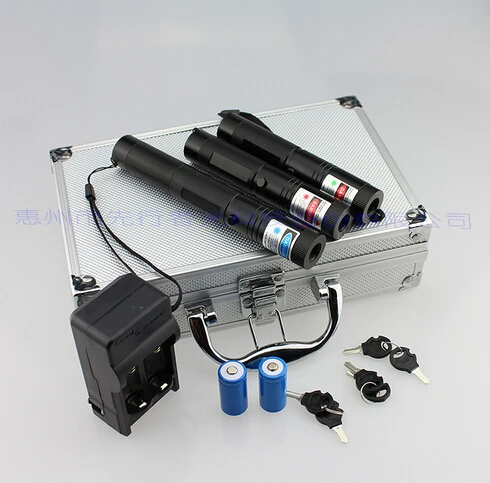 RGB301 المعادن فتش 3 في 1 طقم focusable من حرق الليزر مع 200000 متر الزرقاء مؤشر الليزر ضوء السيجار مع الأخضر الأحمر الليزر القلم