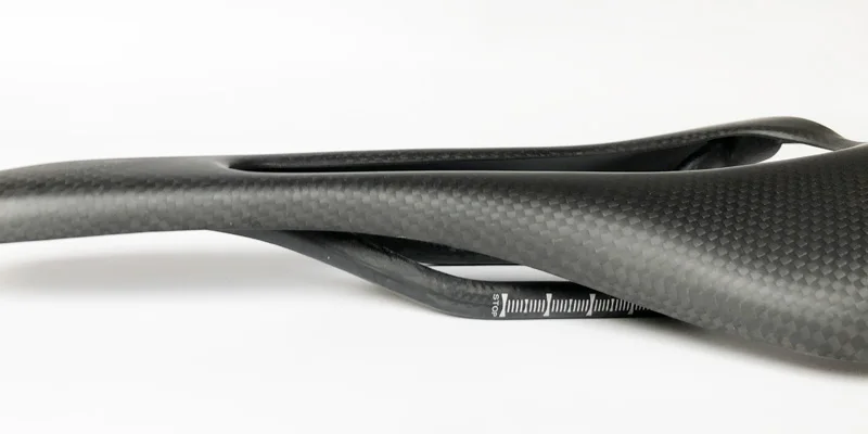 ZNIINO Нет логотипа полное сиденье из углеродного волокна седло велосипеда MTB Подушечка для велосипедного сиденья дорога углеродного седло 275 мм-147 мм