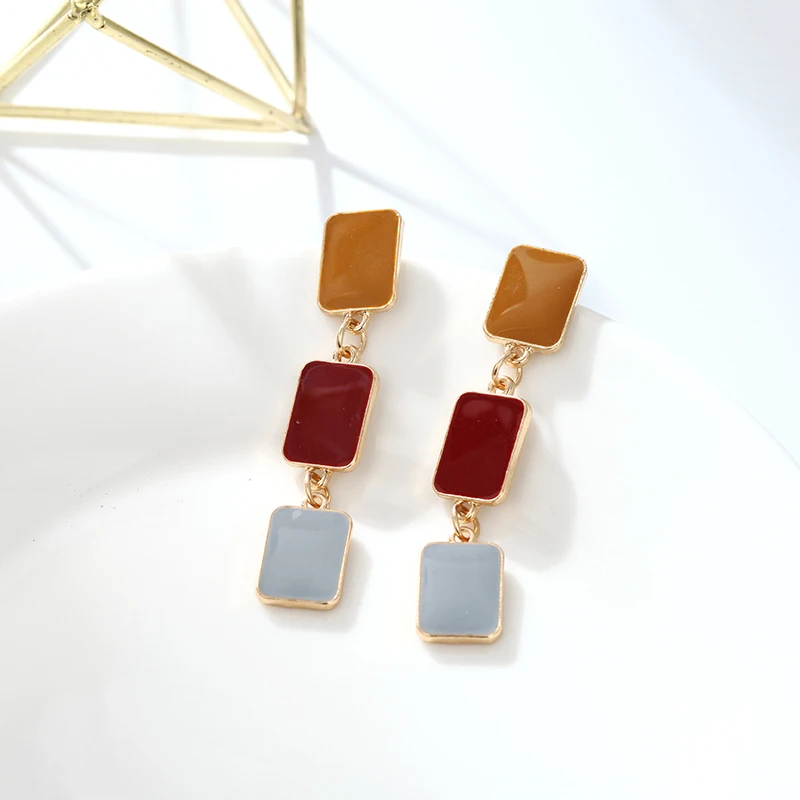 

2019 new earrings pendant metal ladies bohemian style simple jewelry retro jewelry suitable for fashion girl