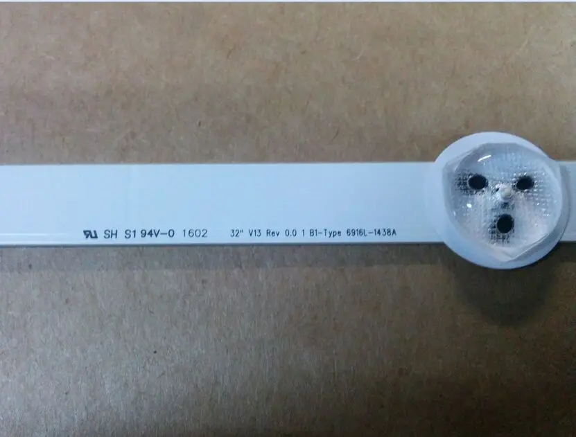 

Original for LG backlight KIT 6916L-1438A B1 6916L-1437A B2 32LN5400 32LN577S 1set=3PCS (1PCS=7LED)