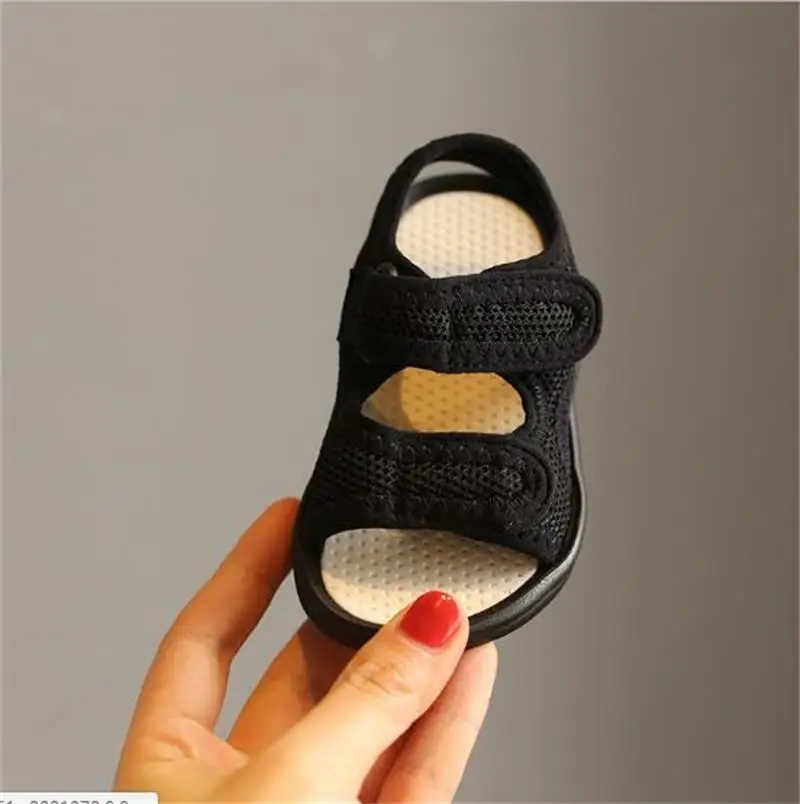 Summer baby sandals 1 to 5 years old boys and girls beach shoes breathable soft fashion sports shoes high quality kids shoe - Color: Black