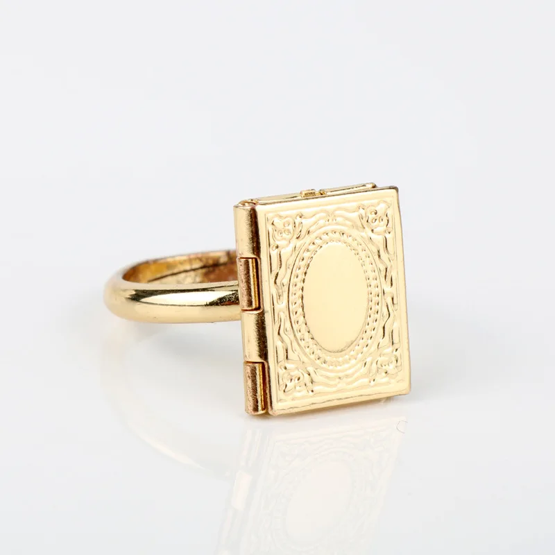 

Harri Potter 1PC Cosplay Ring Magic Book Women Men Wedding Gift Adjustable Ring Action Figure Cosplay Toys