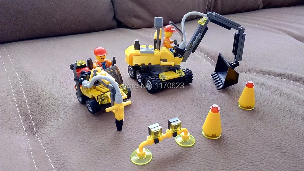 High-QUALITY-Original-City-Construction-Excavator-Building-Blocks-Bricks-Toys-Brinquedos-Forge-World-Compatible-with-lego (2).jpg