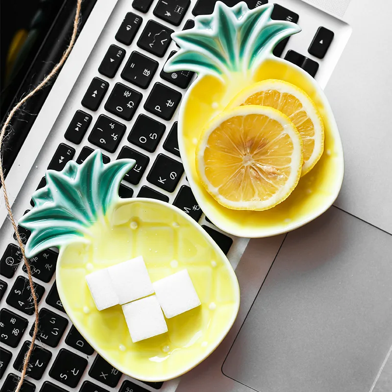 

Korean Fruit Cute Pineapple Household Small Plate Ceramic Seasoning Tomato Sauce Soy Dish Disc Bone China Porcelain Dinner Sets