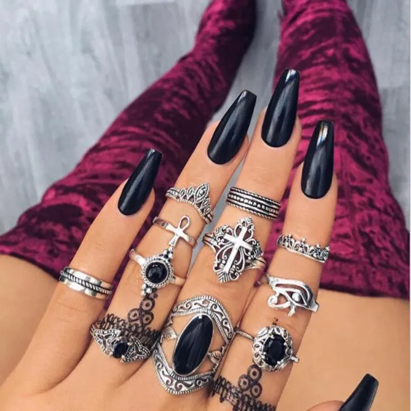 

11pcs/set Fashion Vintage Crown Flower Heart Ring Boho Variety Ladies Ring Multi-element Combination Ring Set National Girl Gift