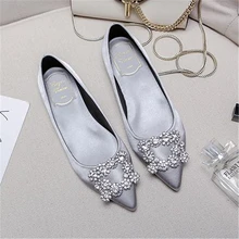 Европейский стиль; Новинка года; женские тонкие туфли с острым носком на плоской подошве со стразами в виде снежинок; атласные красные свадебные туфли для невесты на заказ для девушек