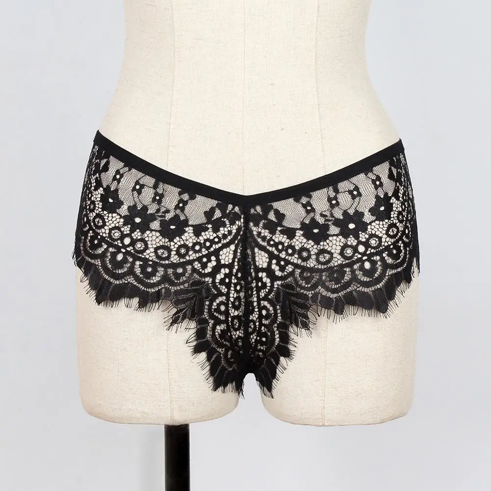 

2018 New Sexy Lace Women Hollow Out Flower Briefs Ultra-thin Solid Color Underwear Thong