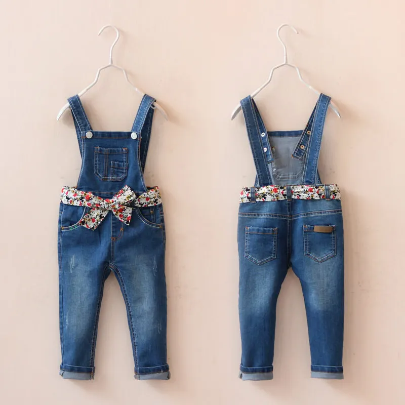 

New Arrival Baby Girls Denim Overalls Jeans Girls Flower-belt Denim Jumpsuit Child Spring Autumn Long Pants High Quality Jeans