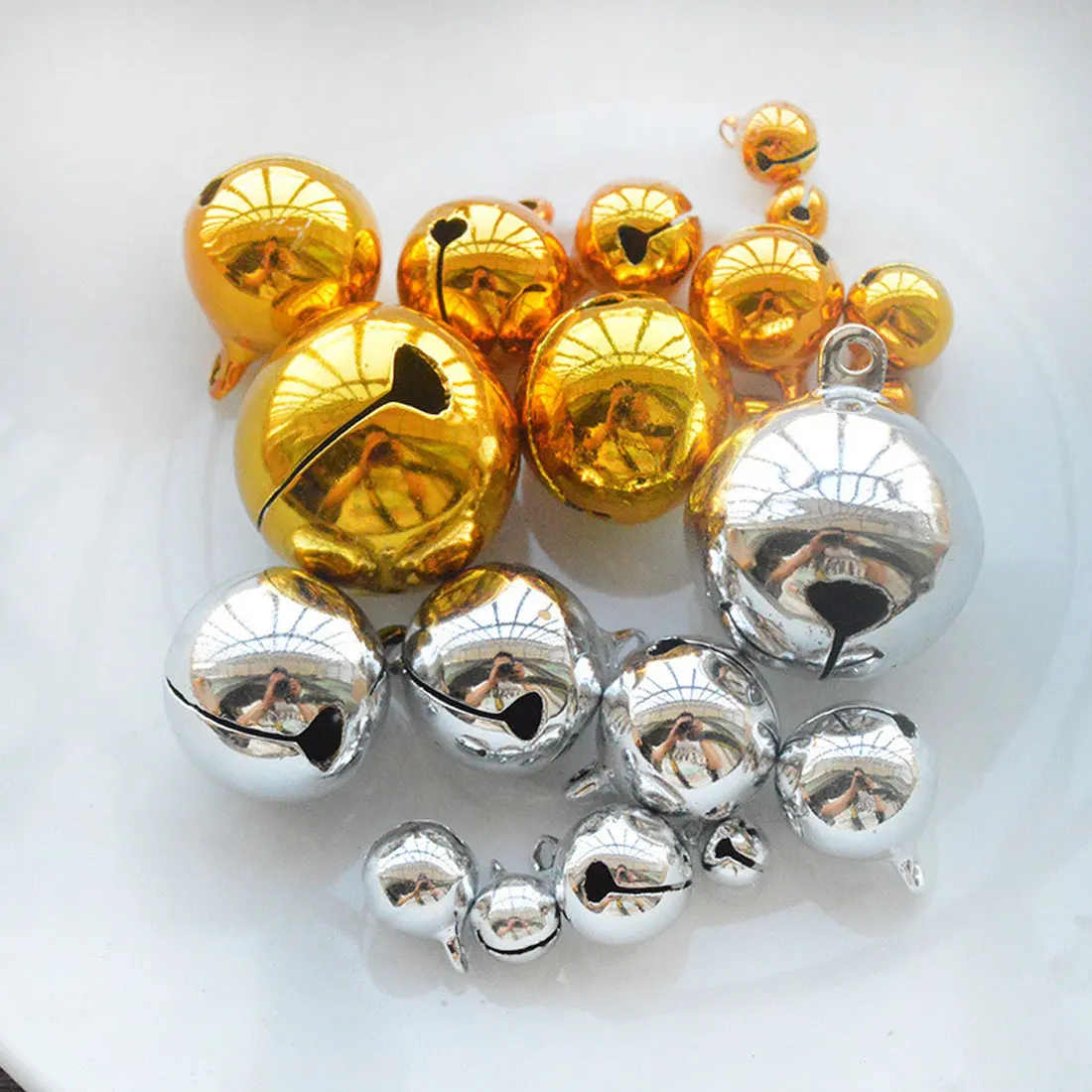 10 шт. золотые серебряные Jingle подвески для колокольчиков Висячие Рождественские елочные украшения вечерние DIY аксессуары 14 мм