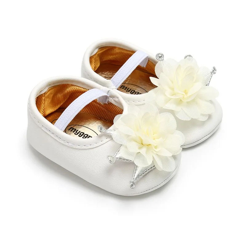 Впервые Уокер обувь детская обувь красивые цветы корона принцессы модели мягкая подошва малыша обувь для маленьких девочек