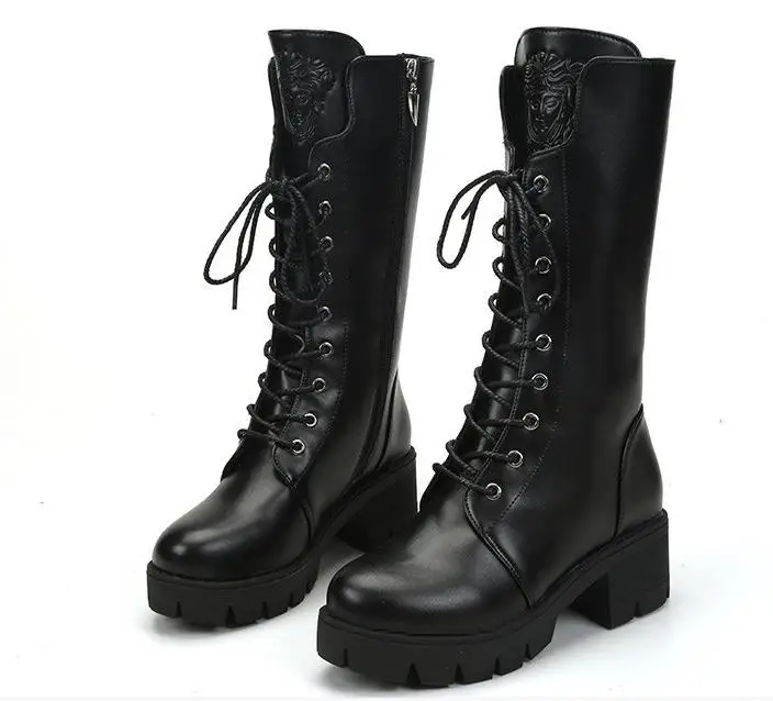 

Magic Baini ladies snow boots, non-slip wear-resistant, warm and comfortable, exquisite workmanship, product phase perfect, beau