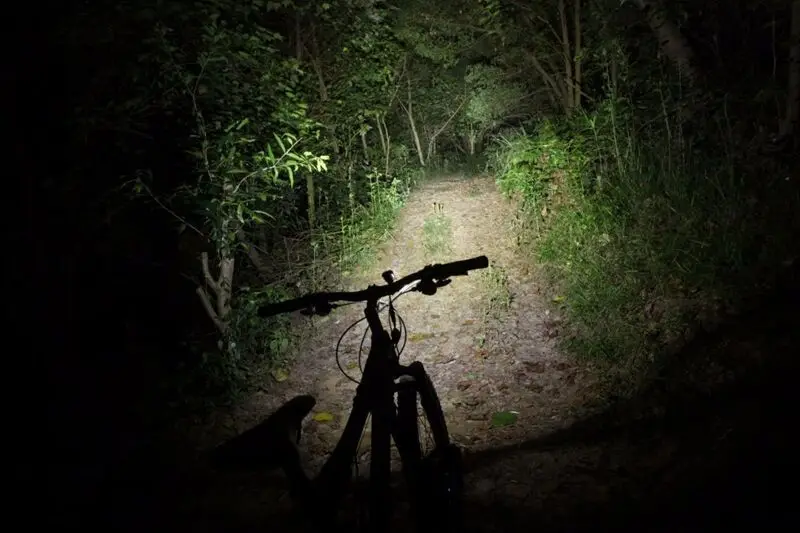 Excellent New 2018 Magicshine MJ-900B Bluetooth Bike Light, Handlebar or Helmet 6