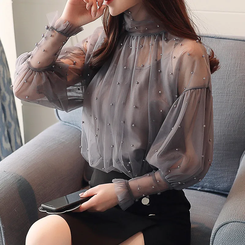 Prix 2 pièces 2018 Nouveau Printemps Automne Casual Femmes Chemise Lanterne Col Roulé À Manches Mode Élégante Femelle Perles En Mousseline de Soie Blouse