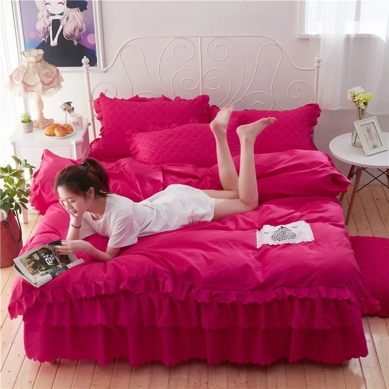 

New Korean version flannelette bed skirt pure color and thickening quilt set four pieces of worsted bedding