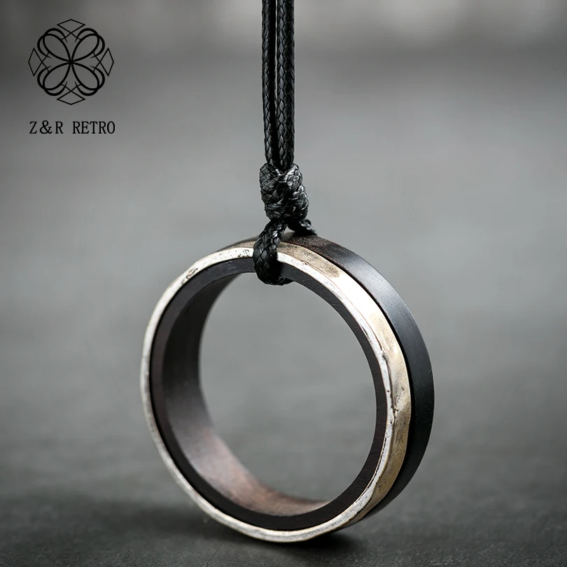 

Circle Simple Vintage Women Pendant Necklaces Sweater Accessories Wholesale Wooden Jewelry Sandalwood Necklace for Friend