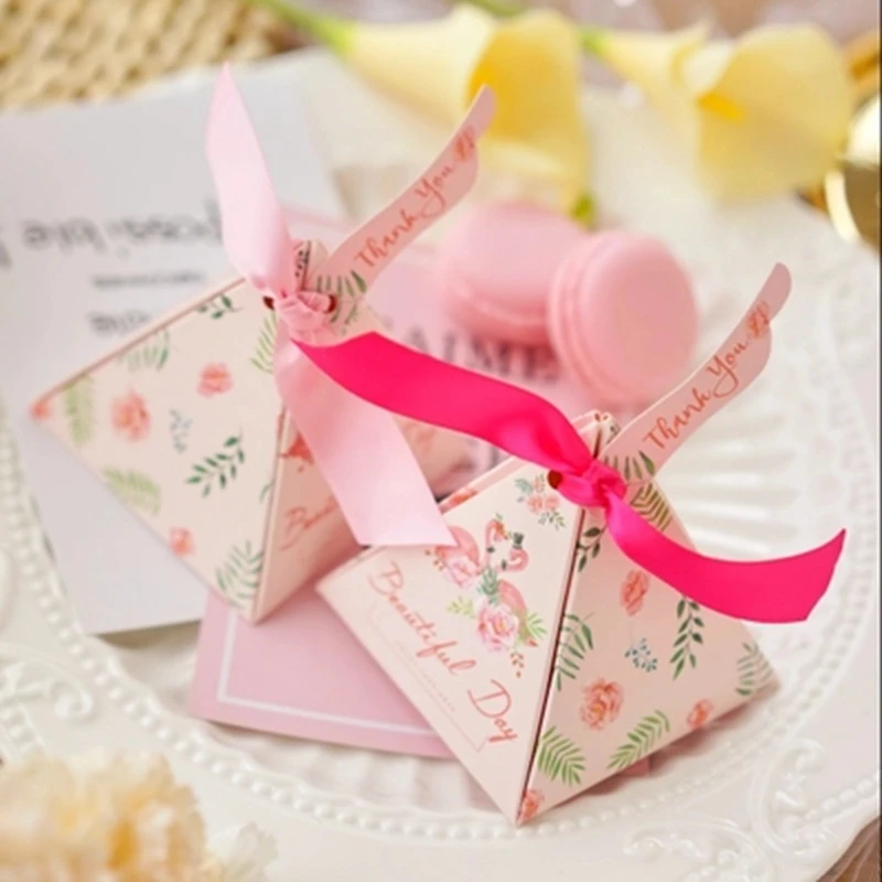 10pcs-Cartoon-Unicorn-Flamingos-Candy-Boxes-Wedding-Favors-Bomboniera-Party-Gift-Box-paper-package-Rainbow-Horse (2)