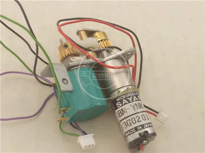 

[VK] Used COPAL M1303 5K 3 laps multi-turn potentiometer [with motor. Potentiometer] / sleeve switch