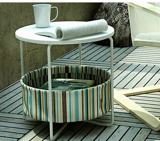 Mobile sofa tea table