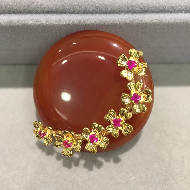 

Natural semi-precious stone Brooch pins With Flower For Women Jewelry Free Shipping Red stone Pendant