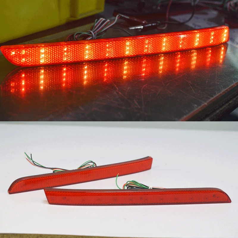 

2PCS Red lens LED Rear bumper reflector light tail brake fog Lamp for VW Multivan Caravelle T5 2013-2015 Car Auto