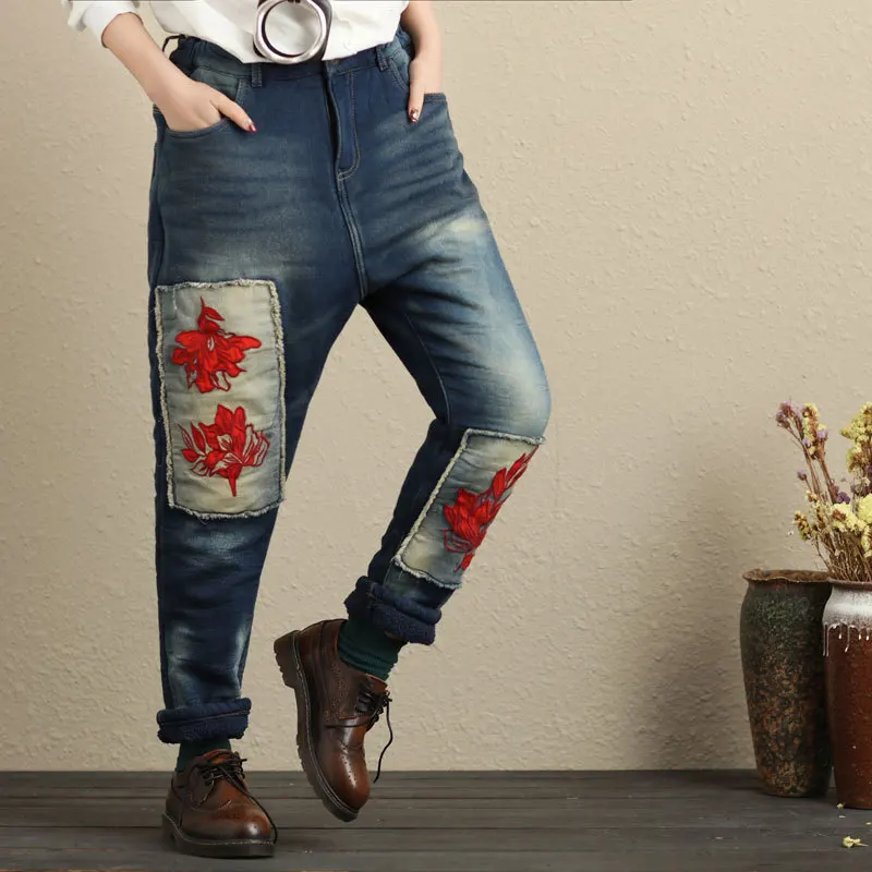 Женский искусственного Джинсы с флисом зимняя цветочной вышивкой шаровары джинсовые брюки утепленные широкие брюки карандаш джинсовые