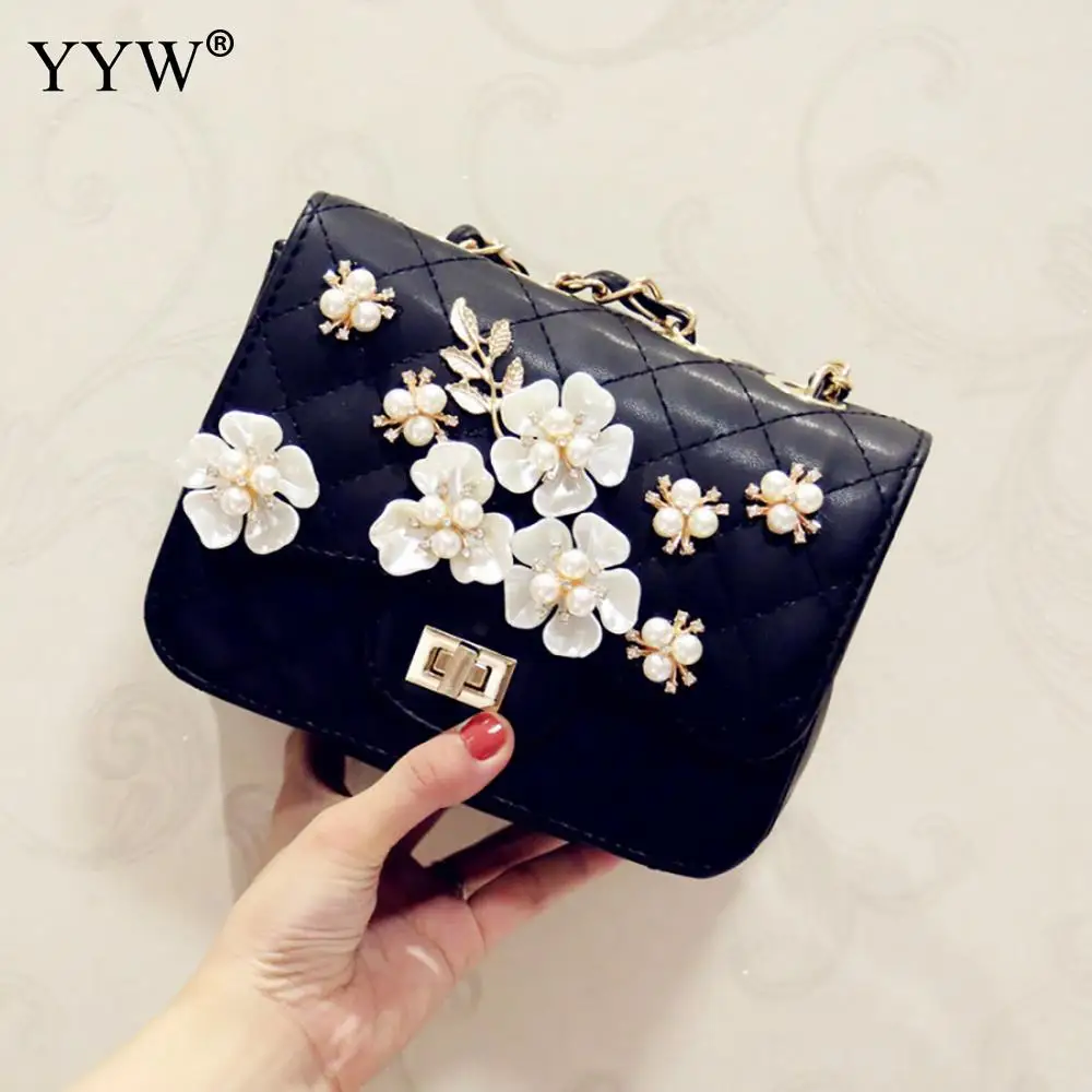 Black 2019 High Quality Women Handmade Flowers Evening Bags Mini Wedding Dinner Bags Luxury Clutch Purse Chains Crossbody Bags Black 2019 High Quality Women Handmade Flowers Evening Bags Mini Wedding Dinner Bags Luxury Clutch Purse Chains Crossbody Bags