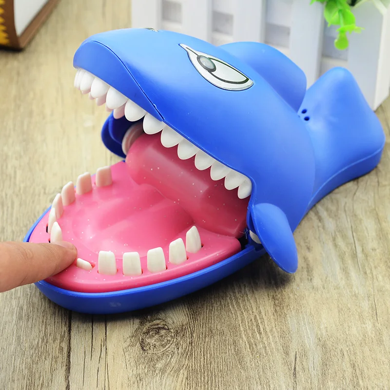 

shark with Sound Toy for Kids Creative Practical Jokes Mouth Tooth Hand Children's Toys Family Games Classic Biting Game