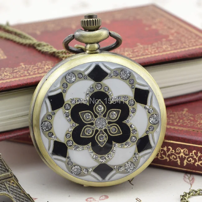 Hot Sale New Arrival Retro Palace Crystal Flower Pocket Watch Top