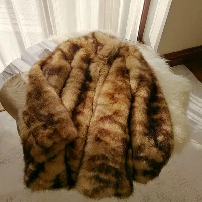 Autumn and Winter Thick Warm Stand collar Faux Fur Coat