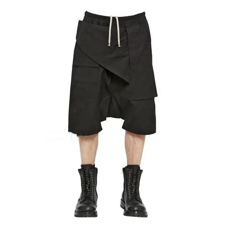 

27--42 Sell Like Hot Cakes 2019 Spring/Summer New Men Fashion Asymmetric Splicing Stereo Low Crotch Shorts