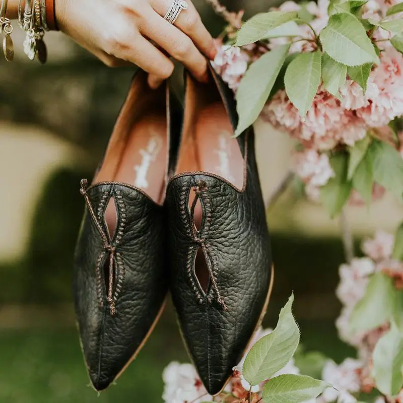 

Puimentiua Women Vintage Leather Flats Shoes New Female Pointed Toe Slip On Casaul Shoes Comfortable Flats Loafers Shoes 2019